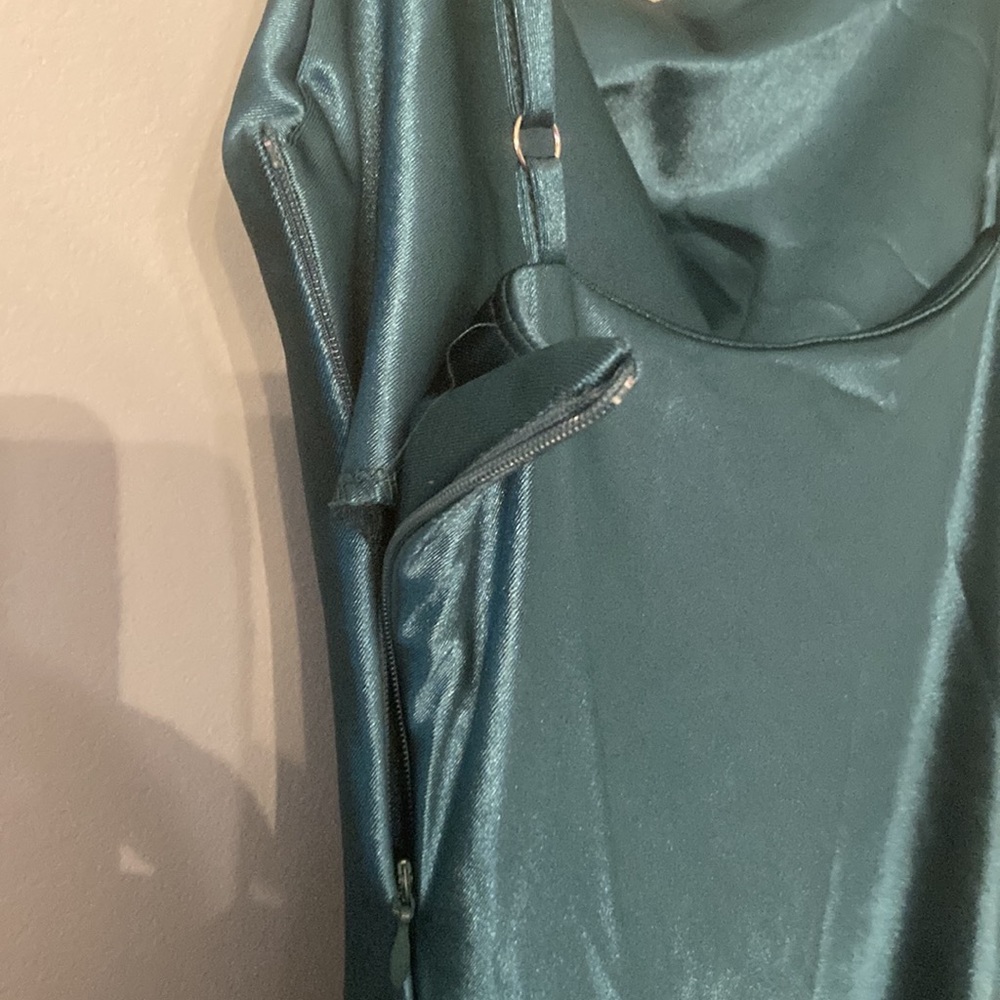 XXXITICAT green satin strap dress - Picture 7 of 10